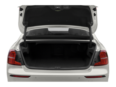 2020 Volvo S60 T6 Momentum