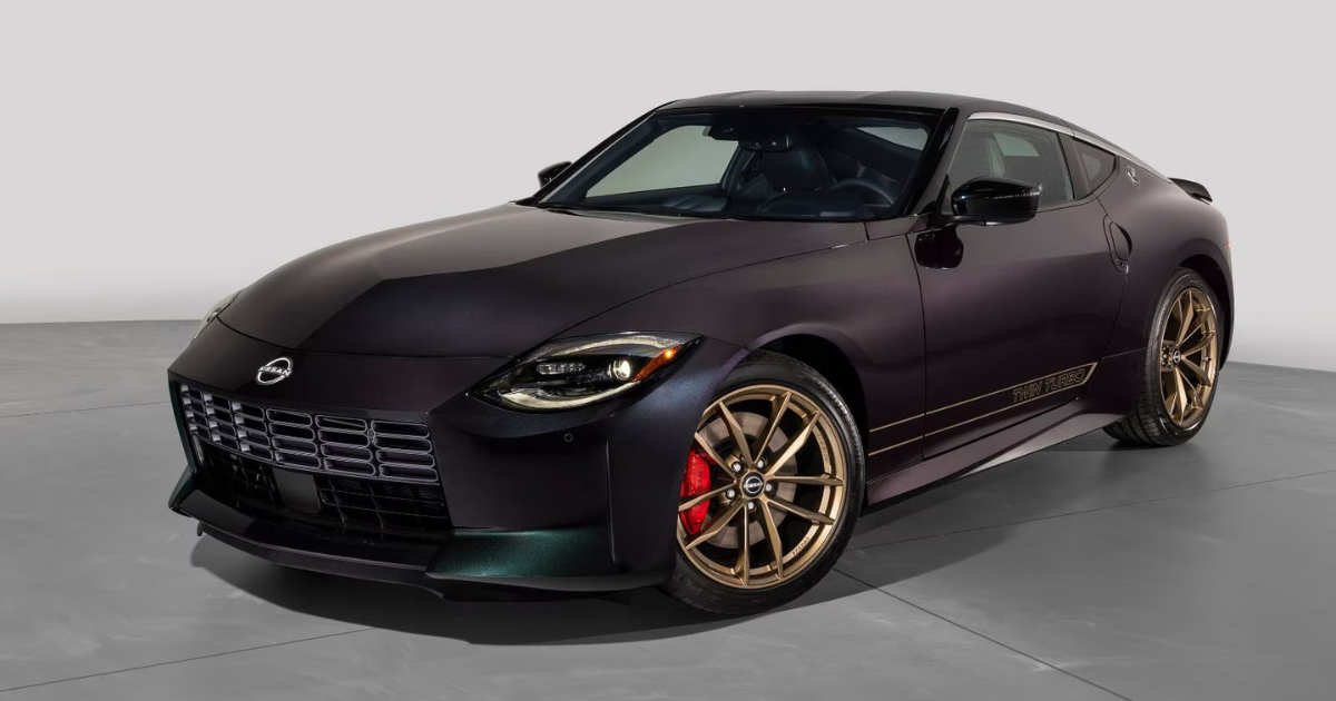 2026 Z Heritage Edition in a white and gray studio