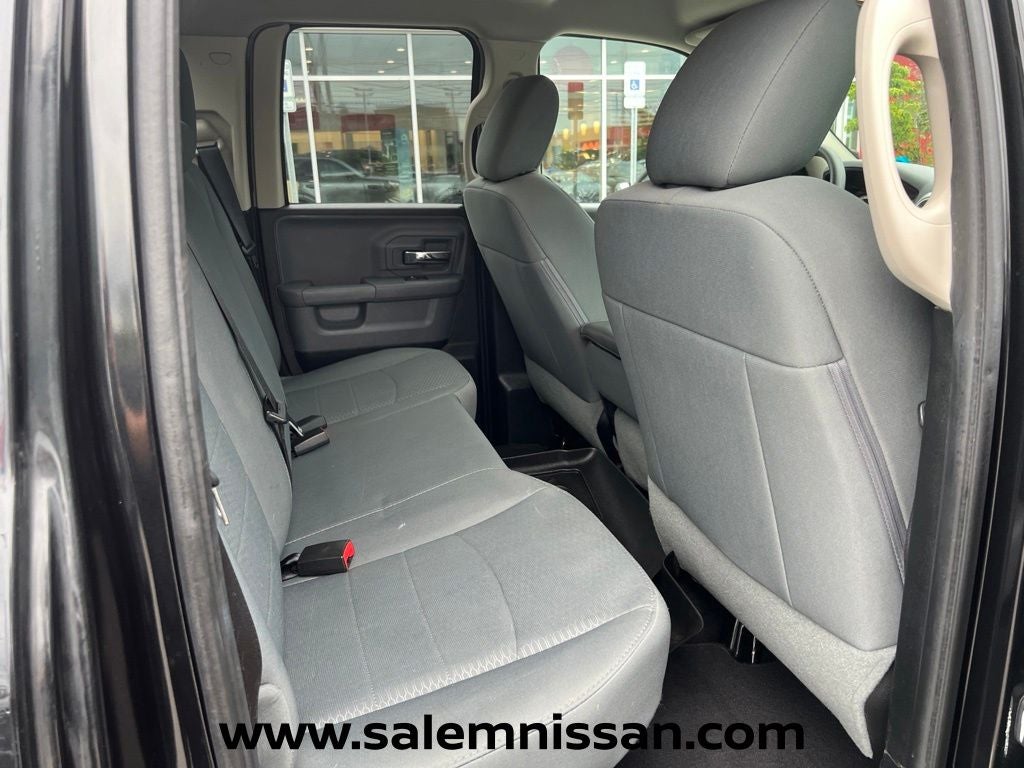 2016 RAM 1500 SLT