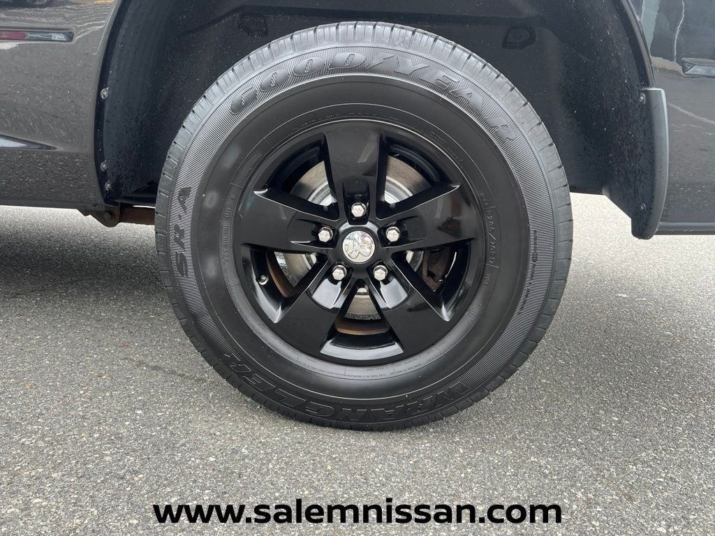 2016 RAM 1500 SLT