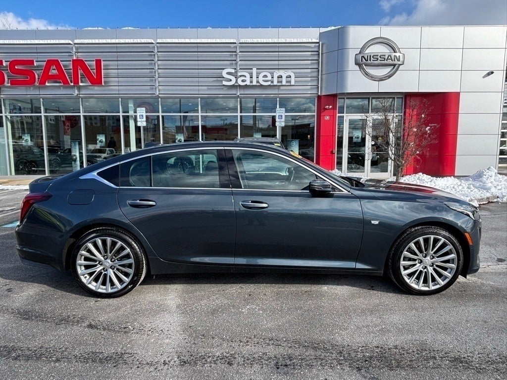 2022 Cadillac CT5 Premium Luxury