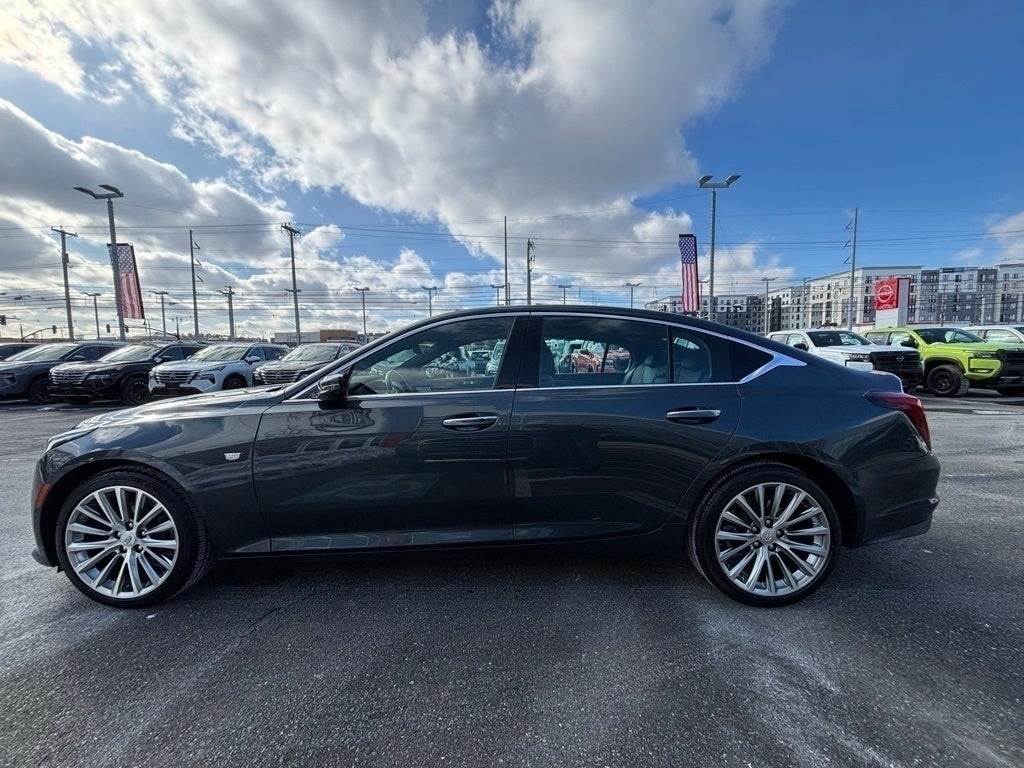 2022 Cadillac CT5 Premium Luxury