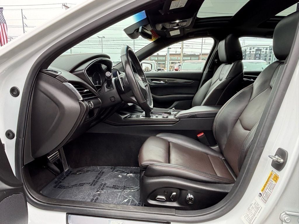 2022 Cadillac CT5 Sport