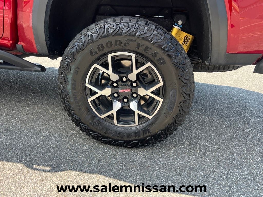 2023 GMC Canyon AT4X