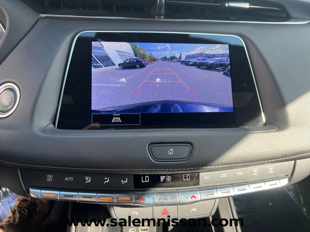 2023 Cadillac XT4 Premium Luxury