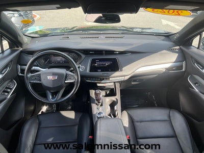 2023 Cadillac XT4 Premium Luxury