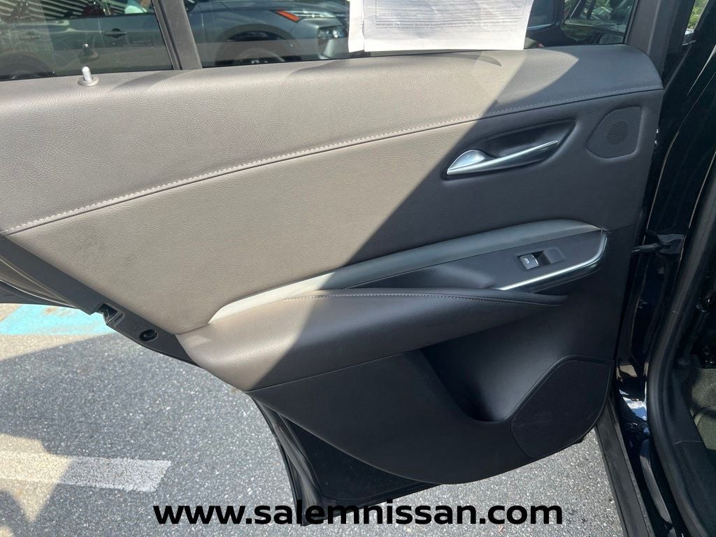2023 Cadillac XT4 Premium Luxury