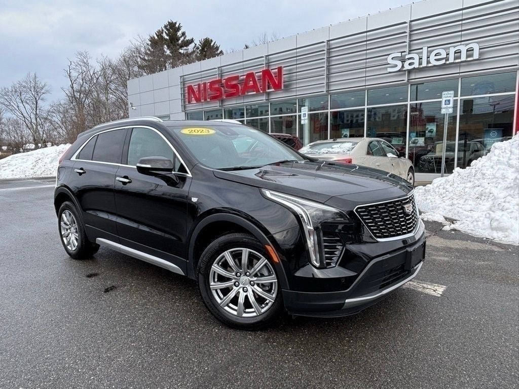 2023 Cadillac XT4 Premium Luxury