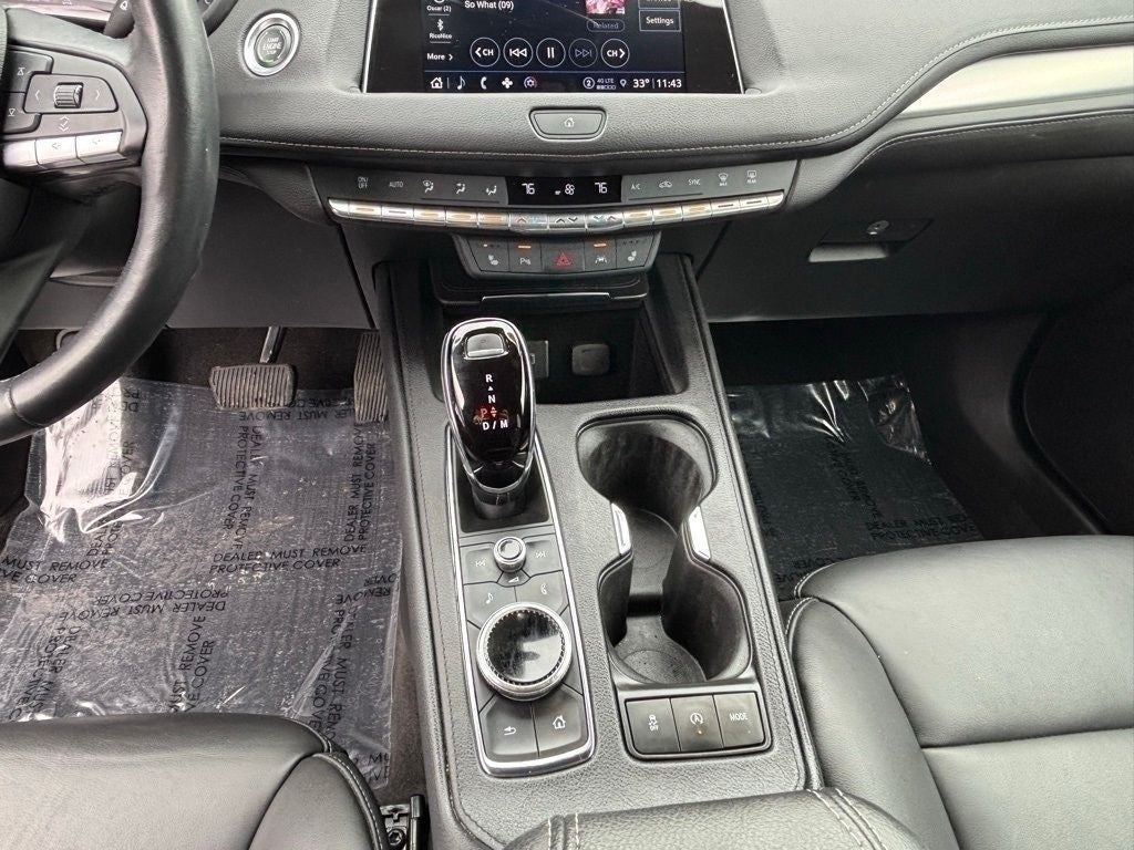 2023 Cadillac XT4 Premium Luxury