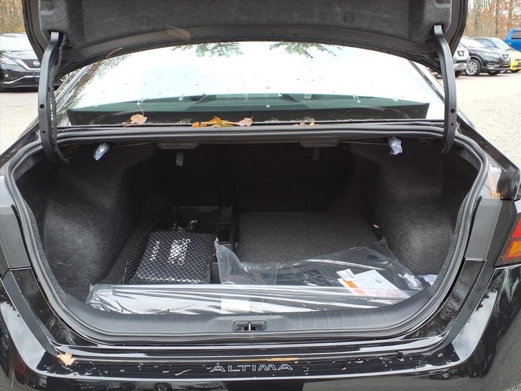 2025 Nissan Altima 2.5 SR