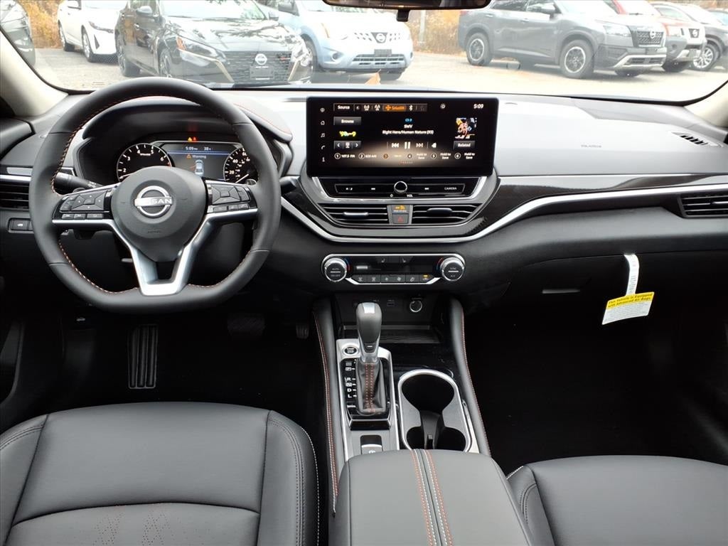 2025 Nissan Altima 2.5 SR