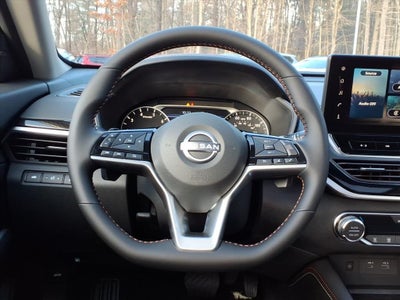 2025 Nissan Altima 2.5 SR