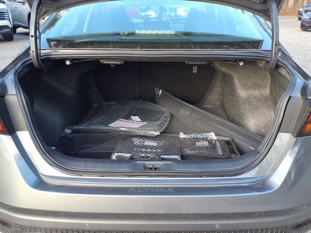 2025 Nissan Altima 2.5 SR