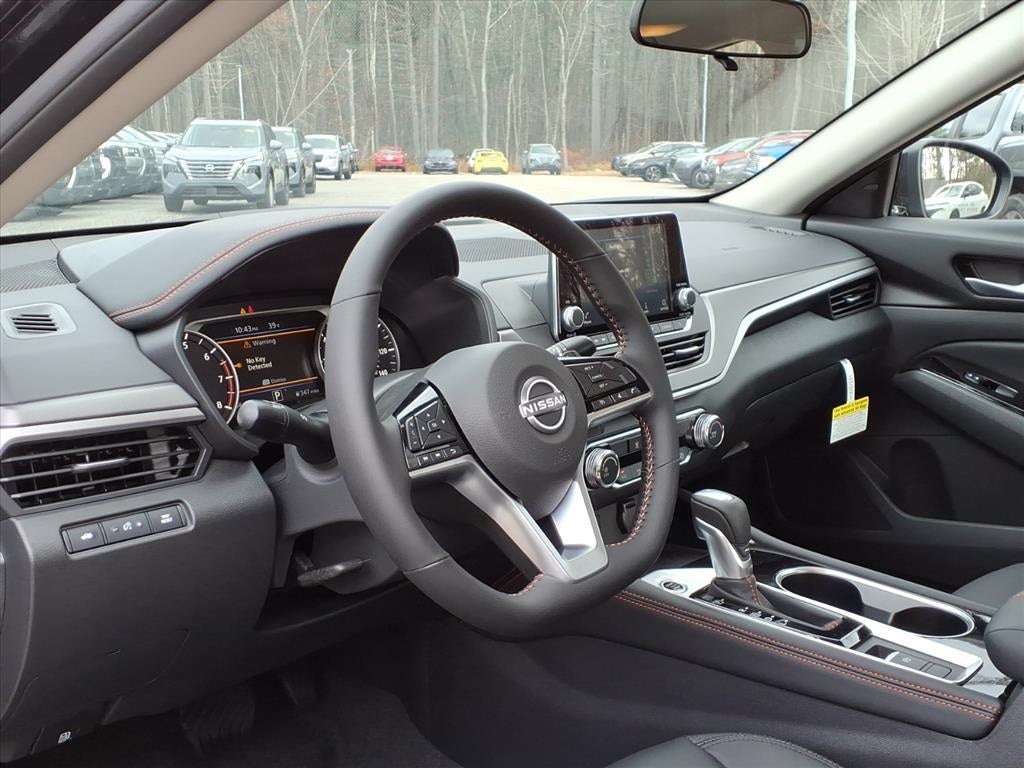 2025 Nissan Altima 2.5 SR