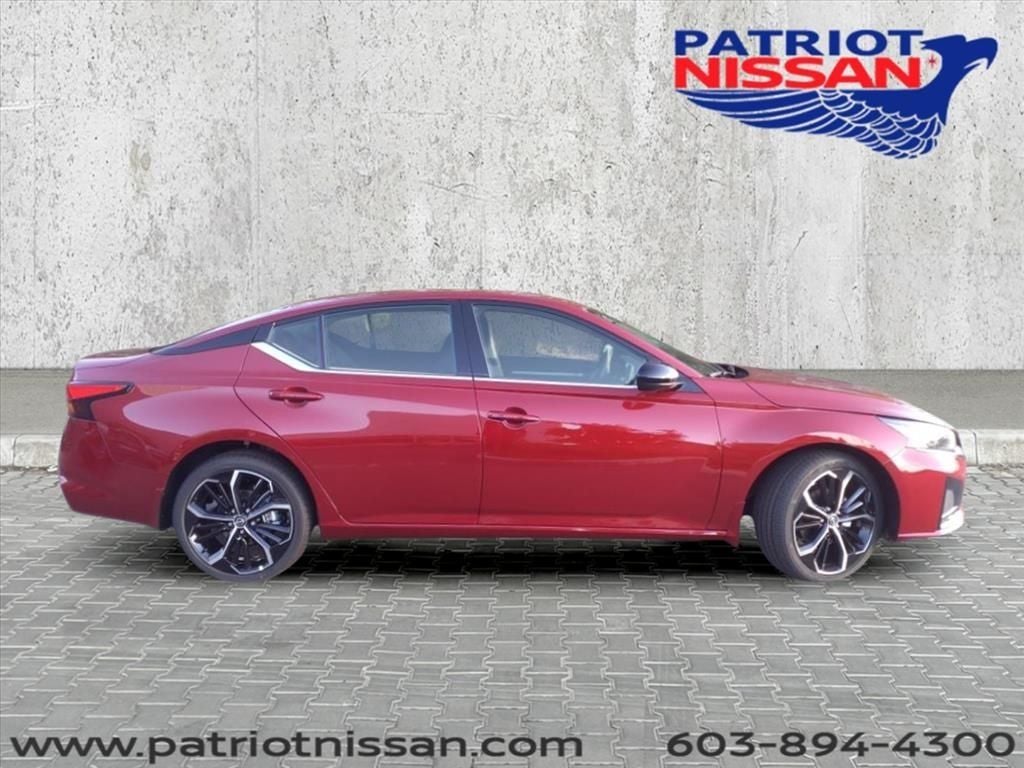 2025 Nissan Altima 2.5 SR