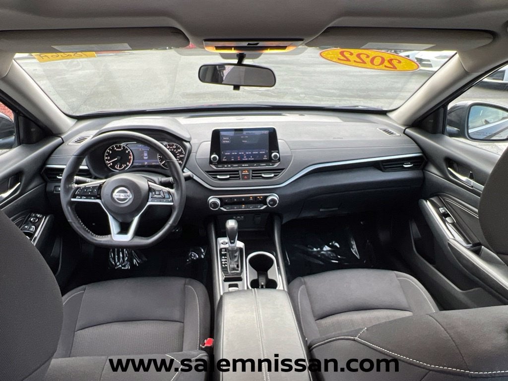 2022 Nissan Altima 2.5 SV