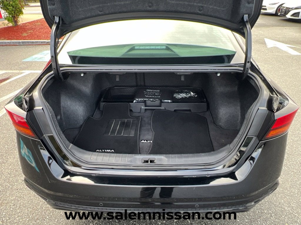 2022 Nissan Altima 2.5 SV