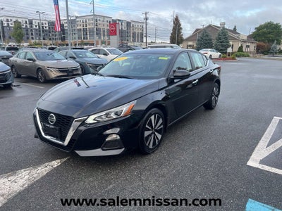 2022 Nissan Altima 2.5 SV
