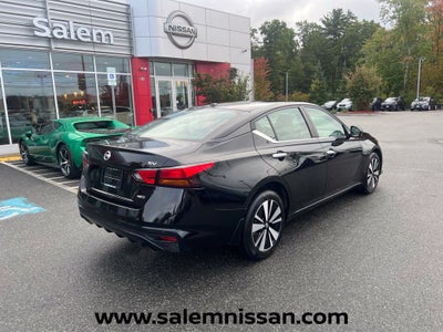 2022 Nissan Altima 2.5 SV