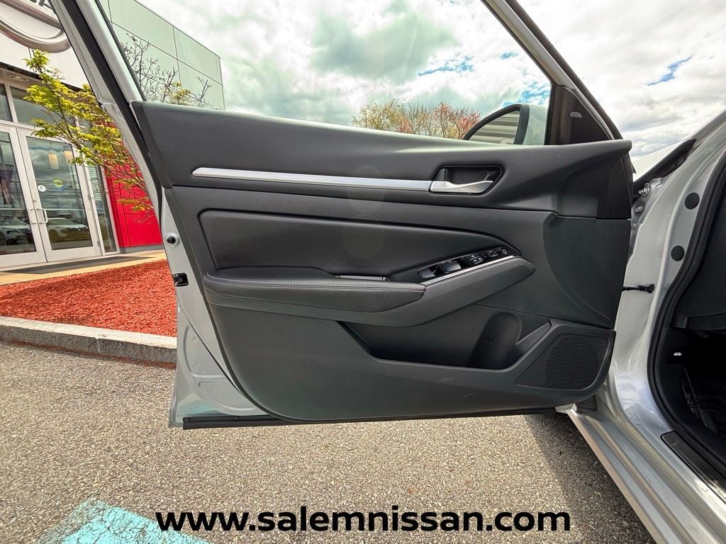 2024 Nissan Altima 2.5 SL