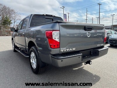 2017 Nissan Titan SV
