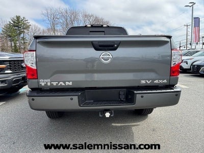 2017 Nissan Titan SV