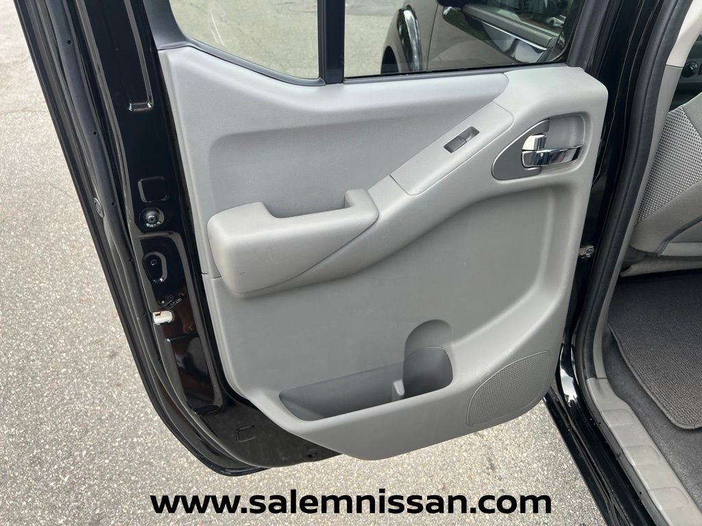 2019 Nissan Frontier SV