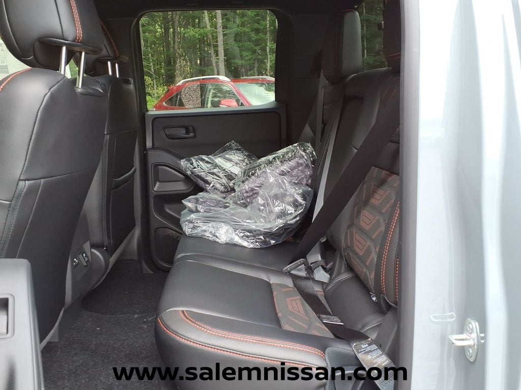 2026 Nissan Frontier PRO-4X w/R Package
