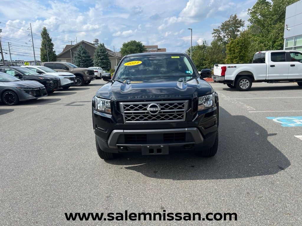 2023 Nissan Frontier SV