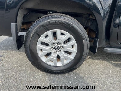 2023 Nissan Frontier SV
