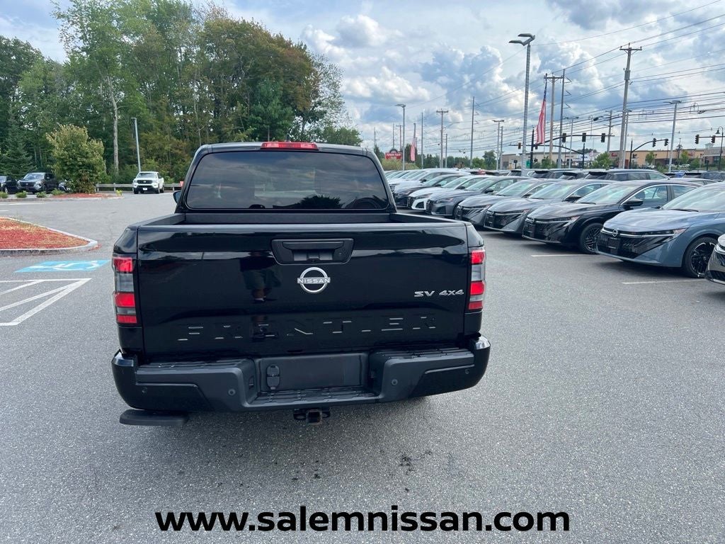 2023 Nissan Frontier SV
