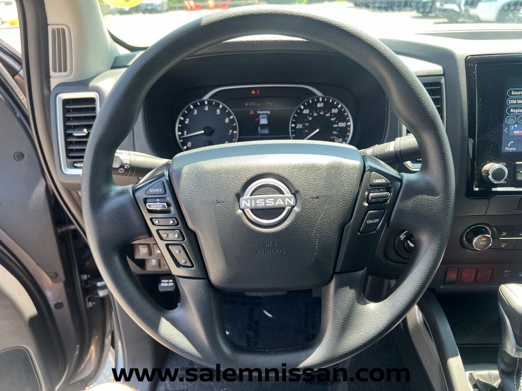 2024 Nissan Frontier SV