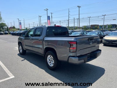 2024 Nissan Frontier SV
