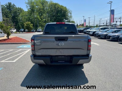 2024 Nissan Frontier SV