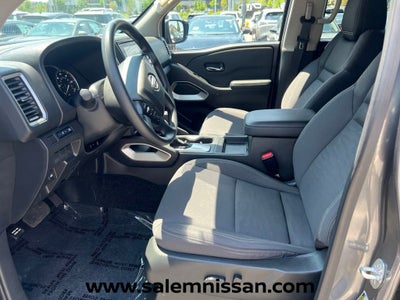 2024 Nissan Frontier SV