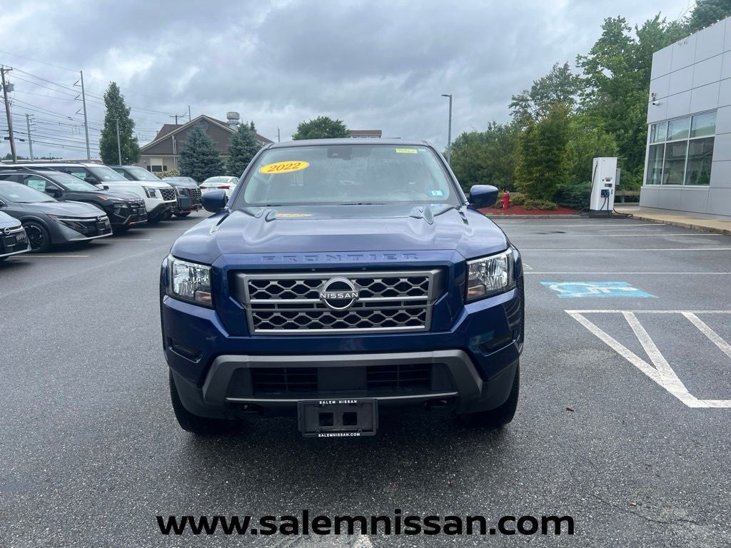 2022 Nissan Frontier SV