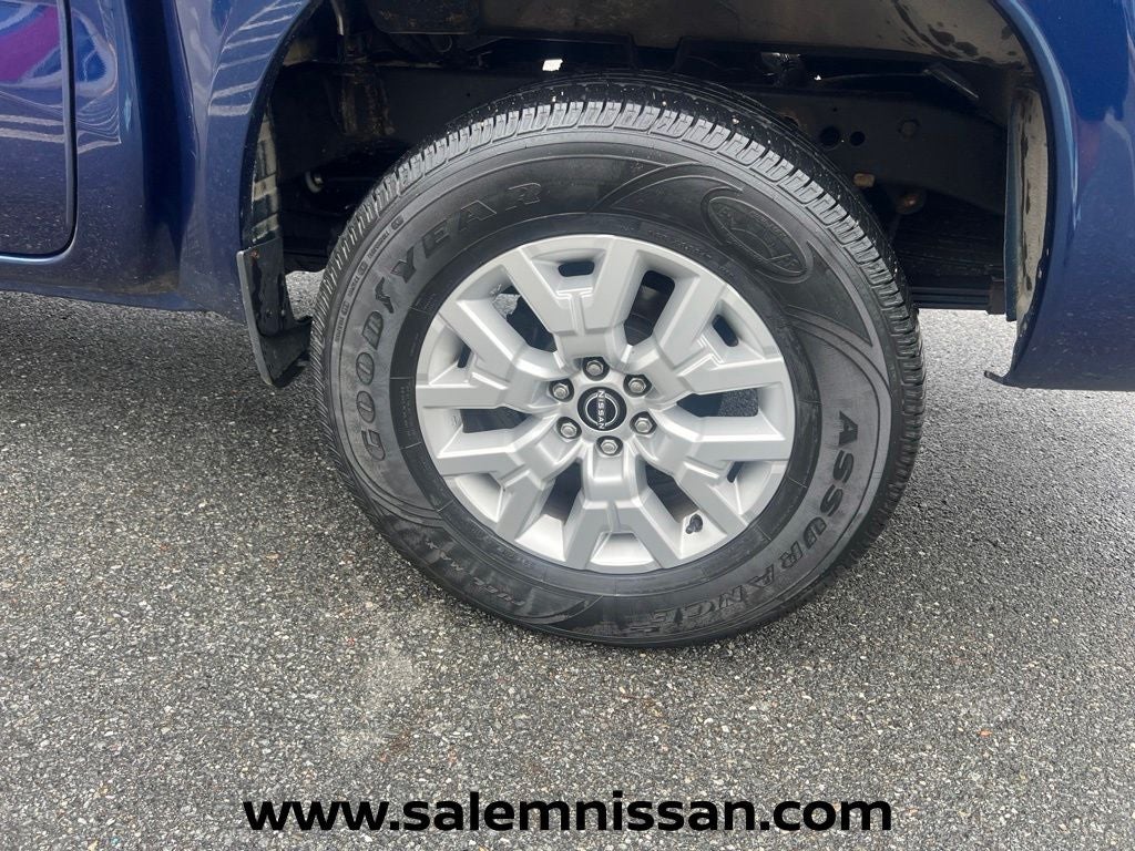 2022 Nissan Frontier SV