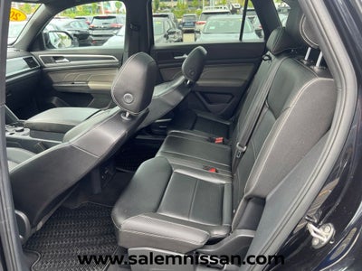 2023 Volkswagen Atlas Cross Sport 2.0T SEL R-Line Black