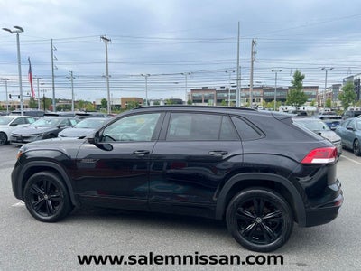 2023 Volkswagen Atlas Cross Sport 2.0T SEL R-Line Black