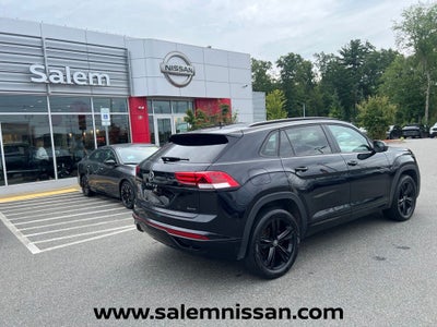 2023 Volkswagen Atlas Cross Sport 2.0T SEL R-Line Black