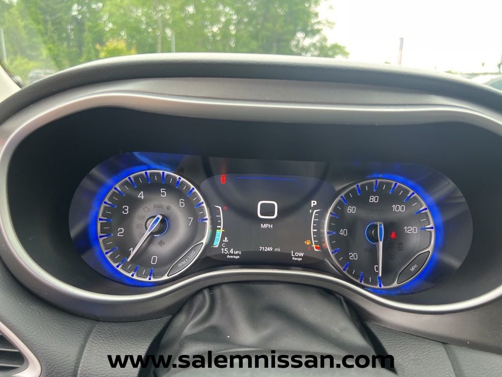 2023 Chrysler Pacifica Touring L
