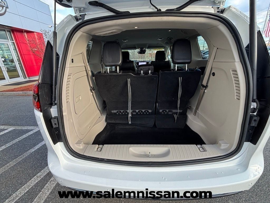 2024 Chrysler Pacifica Hybrid Select