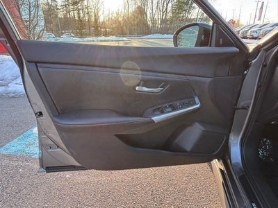 2023 Nissan Sentra SR