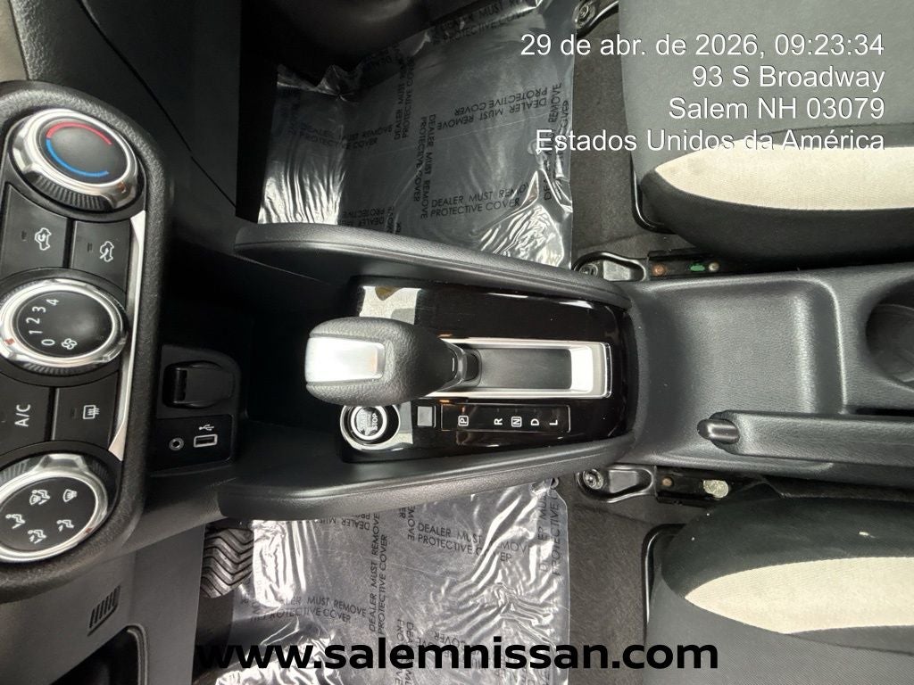 2021 Nissan Versa 1.6 SV