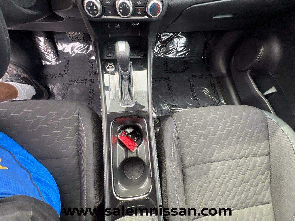 2023 Nissan Kicks SV