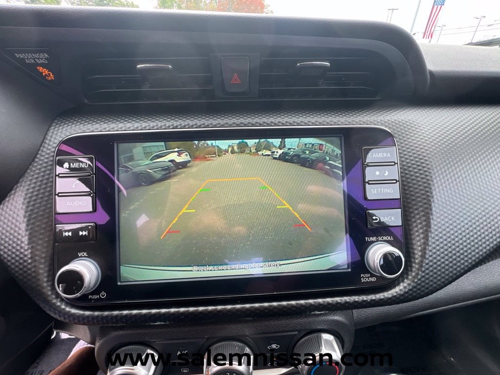 2023 Nissan Kicks SV