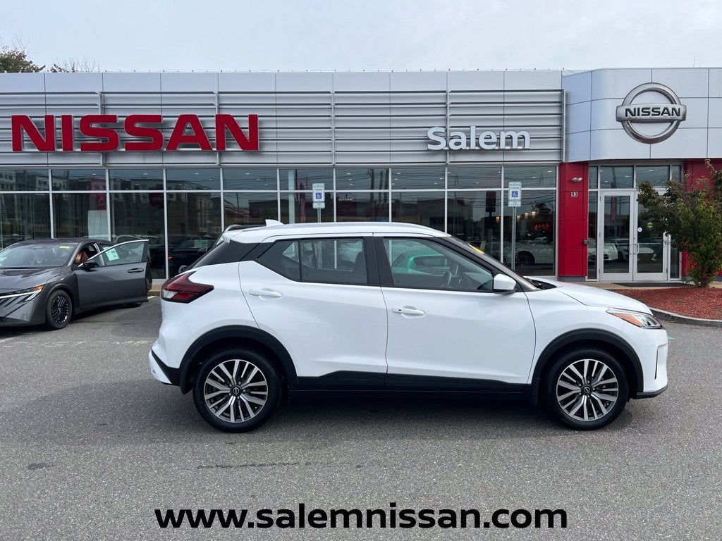 2023 Nissan Kicks SV