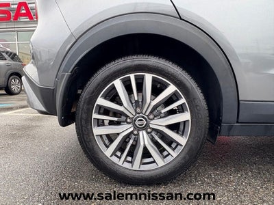2021 Nissan Kicks SR