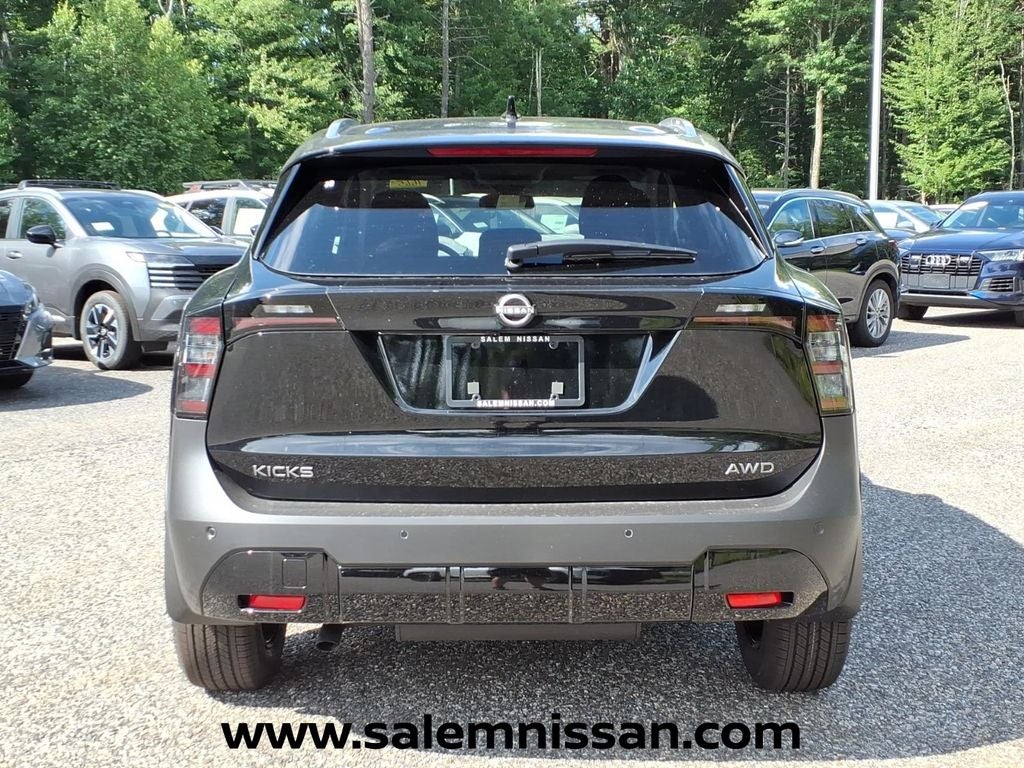 2026 Nissan Kicks SV
