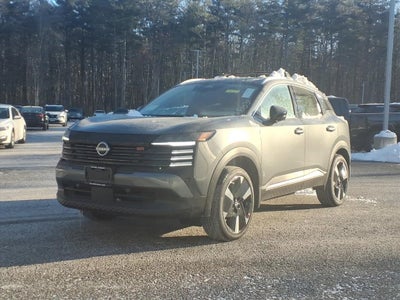 2026 Nissan Kicks SR